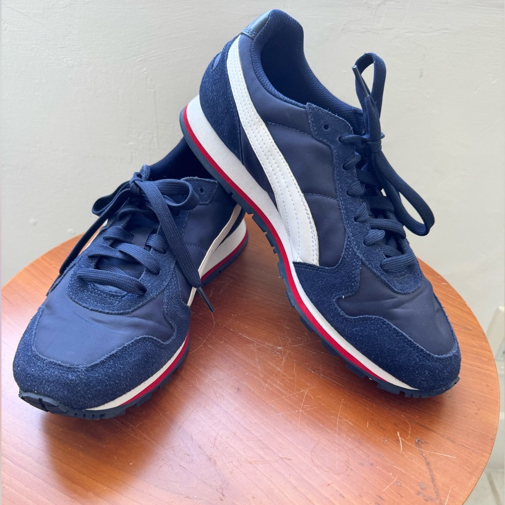 Puma Men Blue White and Red Leather/ Textile Sneakers, Size 10